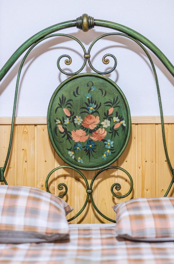 Chalet Giuel Barcut Luaran gambar